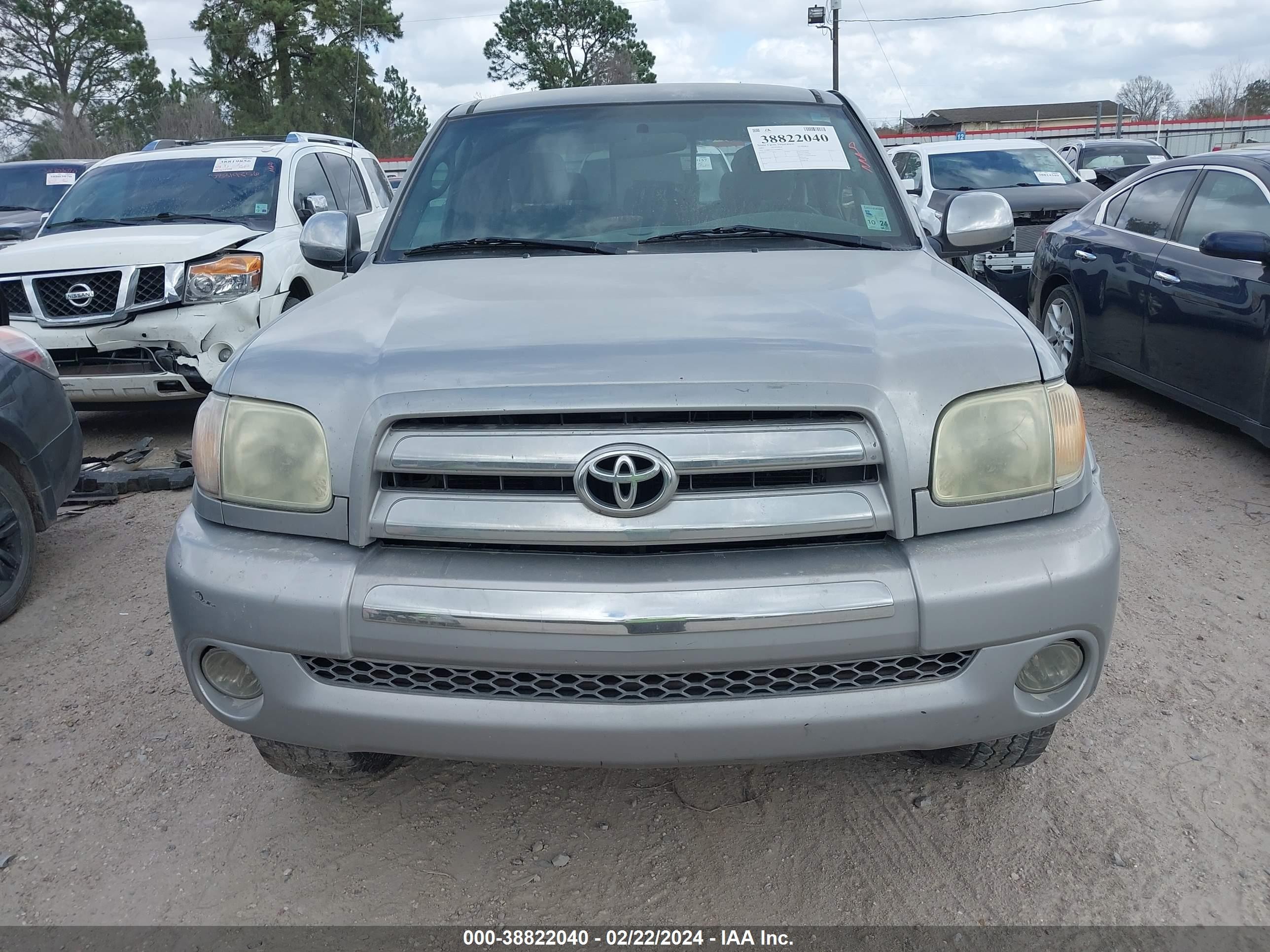 Photo 11 VIN: 5TBRU34115S446932 - TOYOTA TUNDRA 