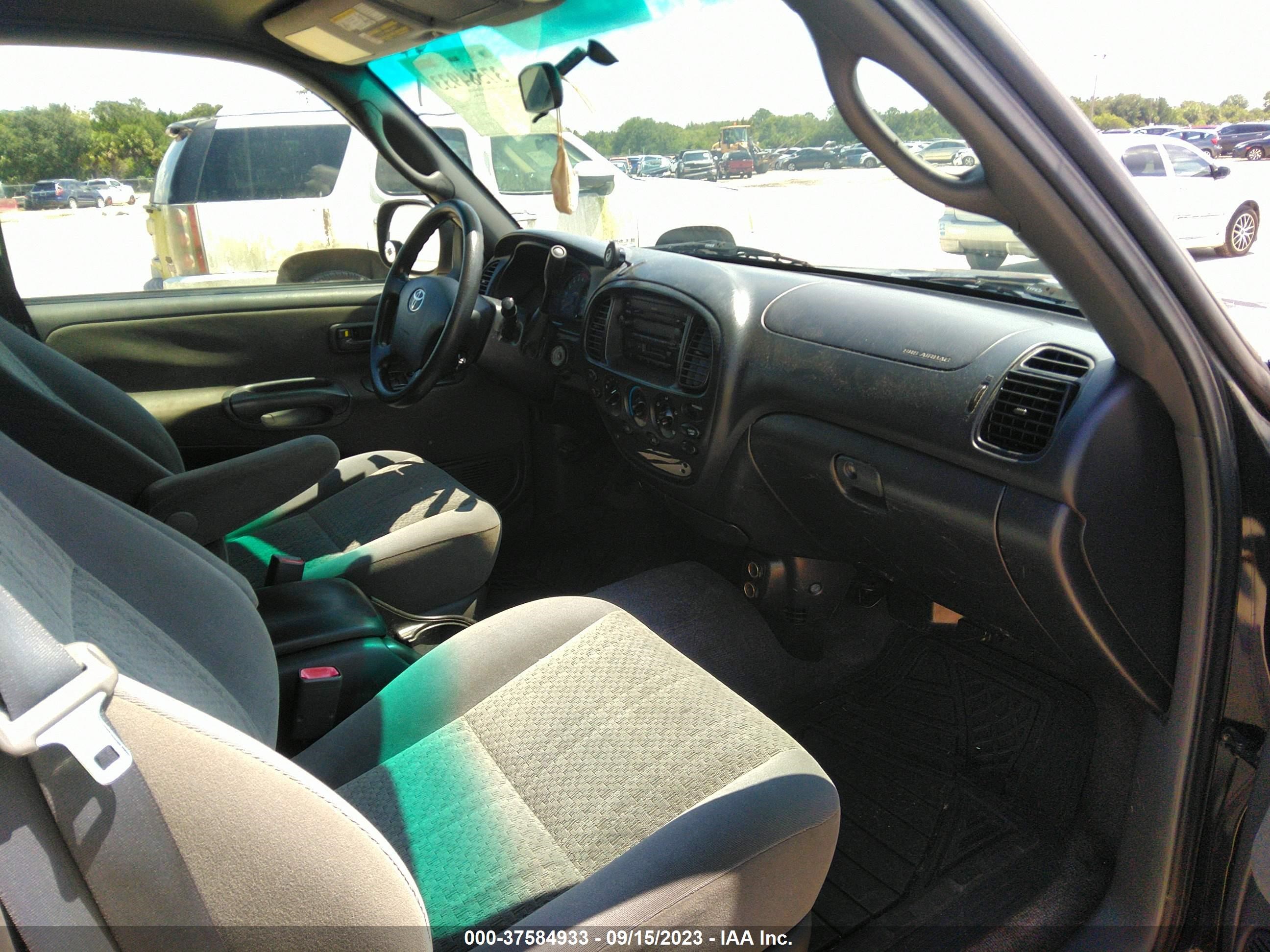 Photo 4 VIN: 5TBRU34145S454183 - TOYOTA TUNDRA 