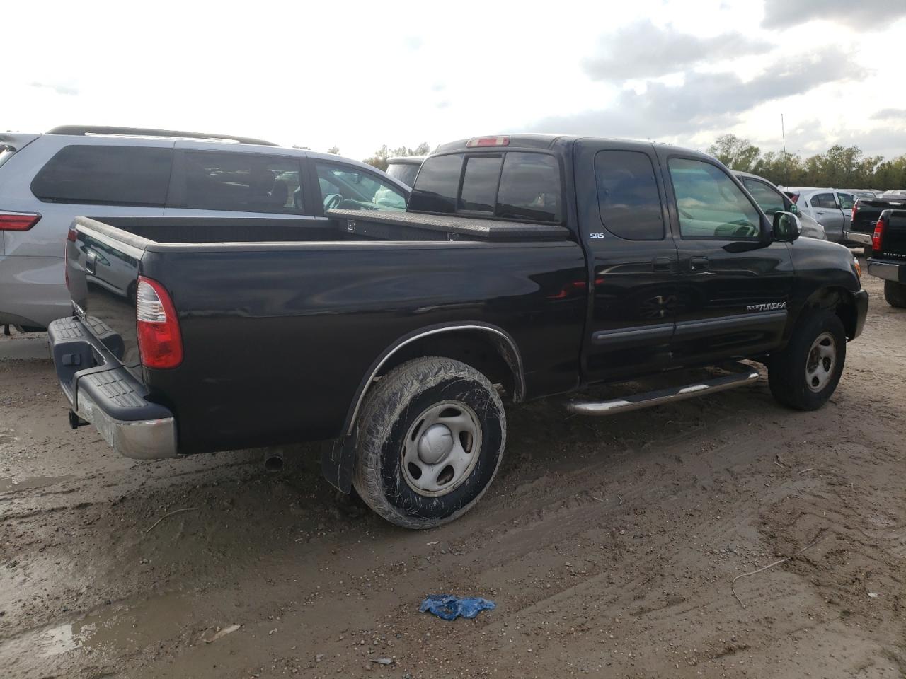 Photo 2 VIN: 5TBRU34176S465602 - TOYOTA TUNDRA 