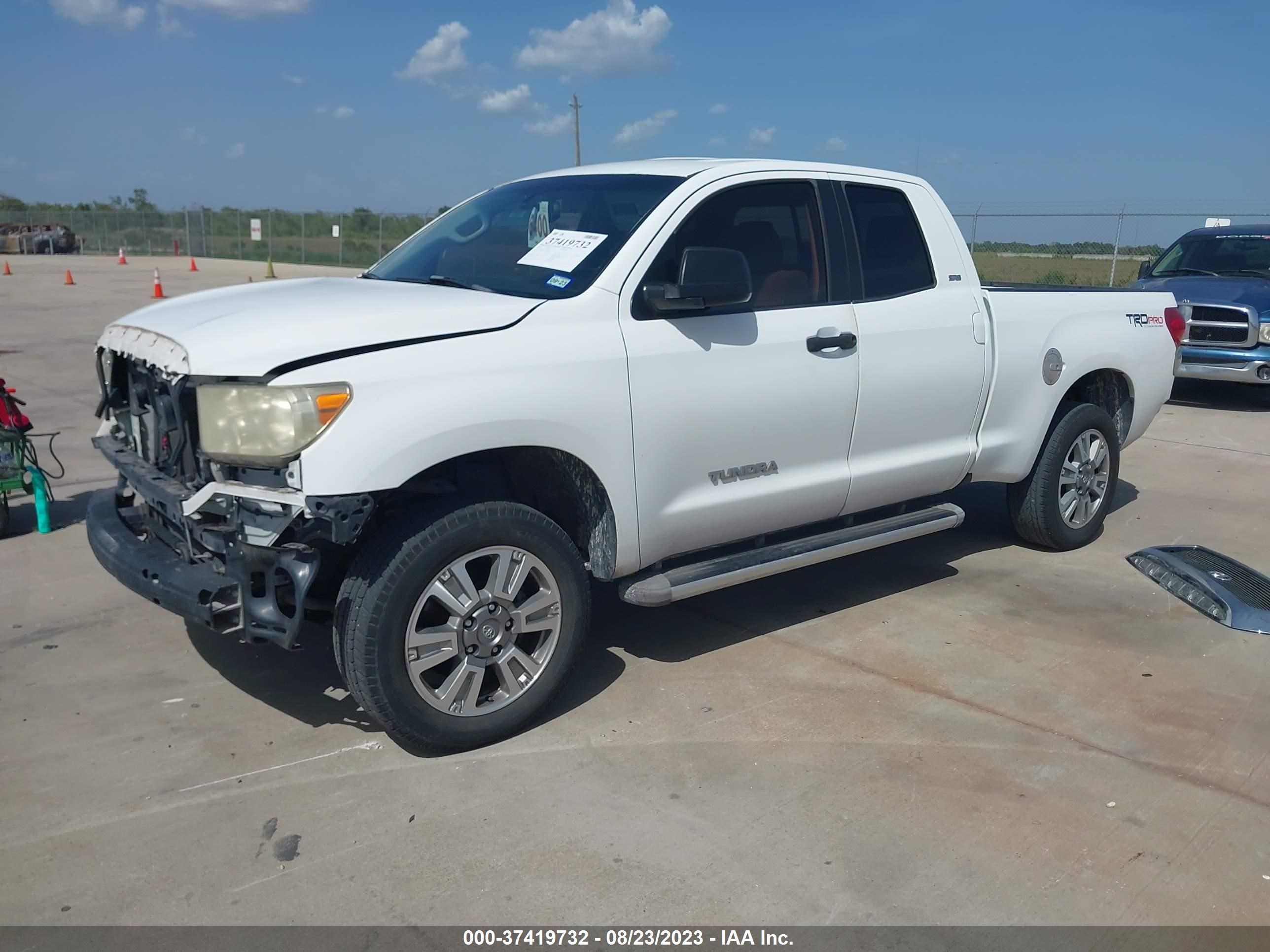 Photo 1 VIN: 5TBRU54117S450302 - TOYOTA TUNDRA 