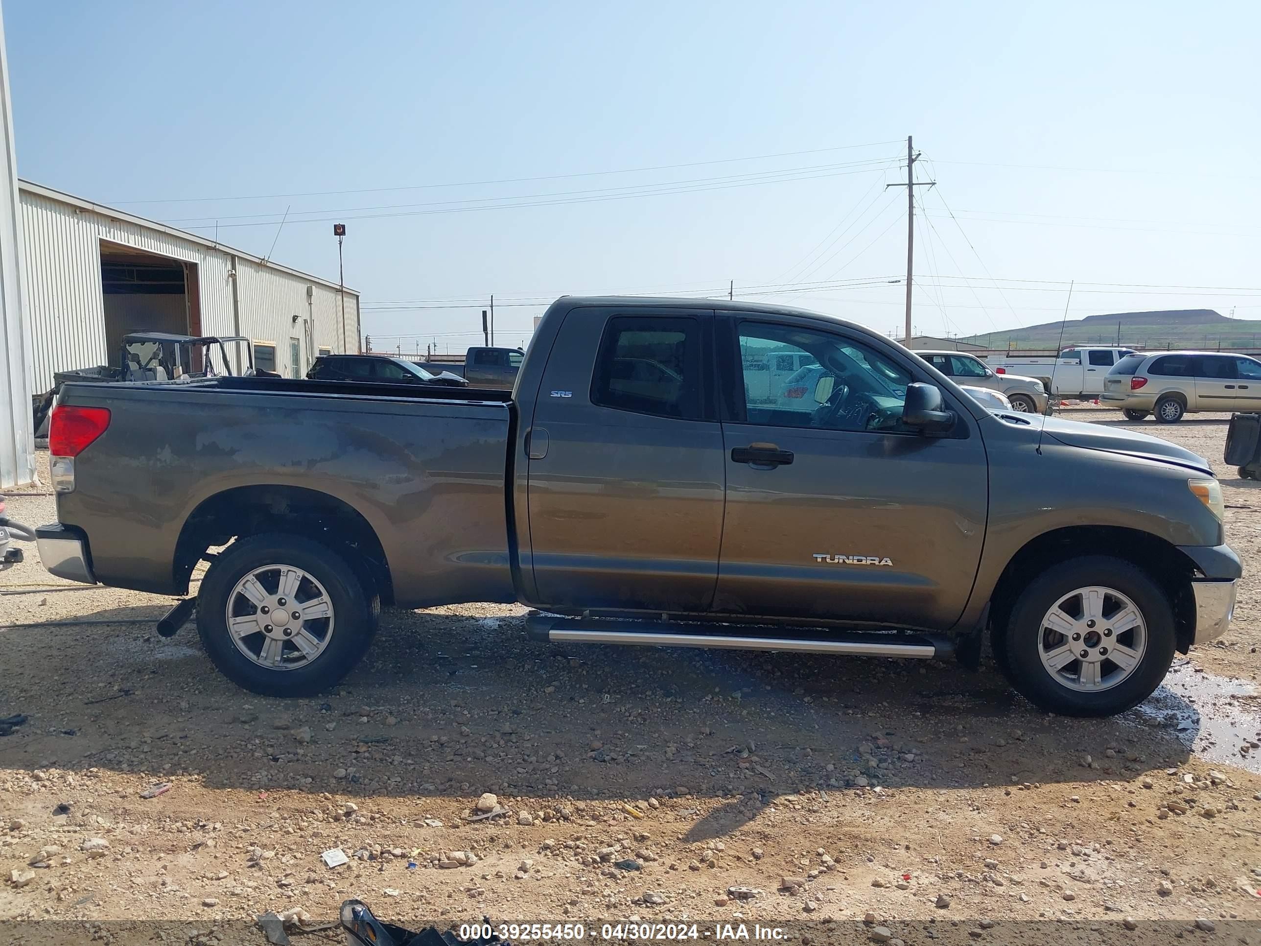 Photo 12 VIN: 5TBRU54157S450495 - TOYOTA TUNDRA 