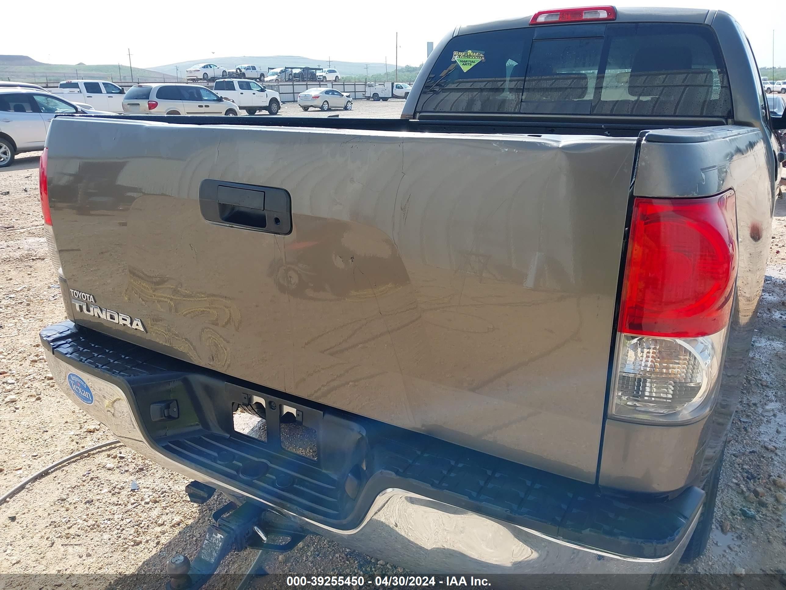 Photo 17 VIN: 5TBRU54157S450495 - TOYOTA TUNDRA 