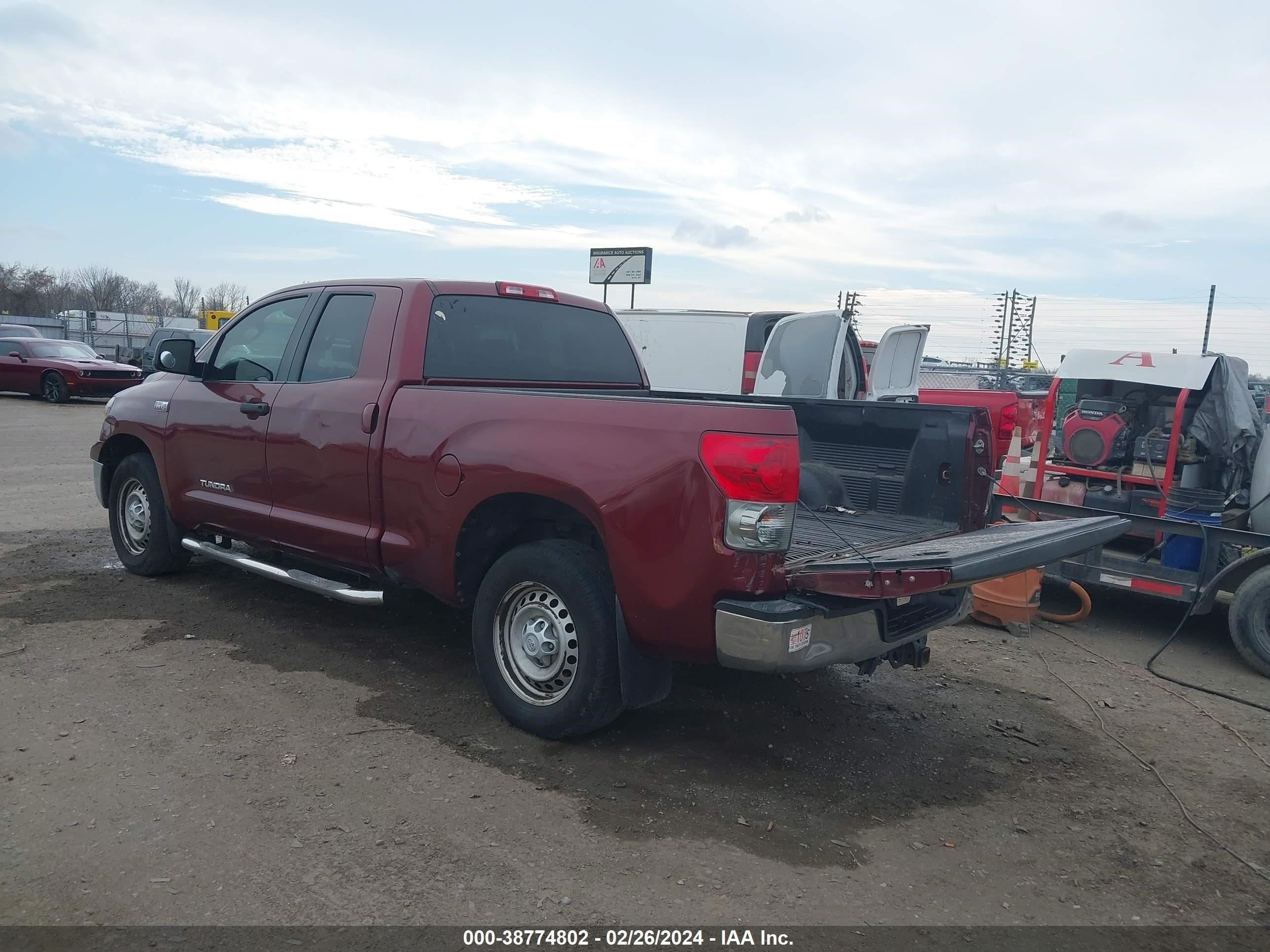 Photo 2 VIN: 5TBRV54128S477586 - TOYOTA TUNDRA 