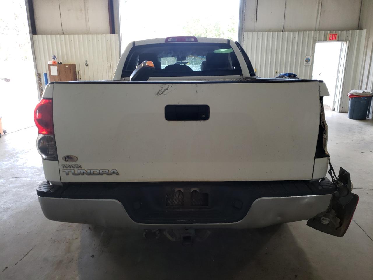 Photo 5 VIN: 5TBRV54128S477622 - TOYOTA TUNDRA 