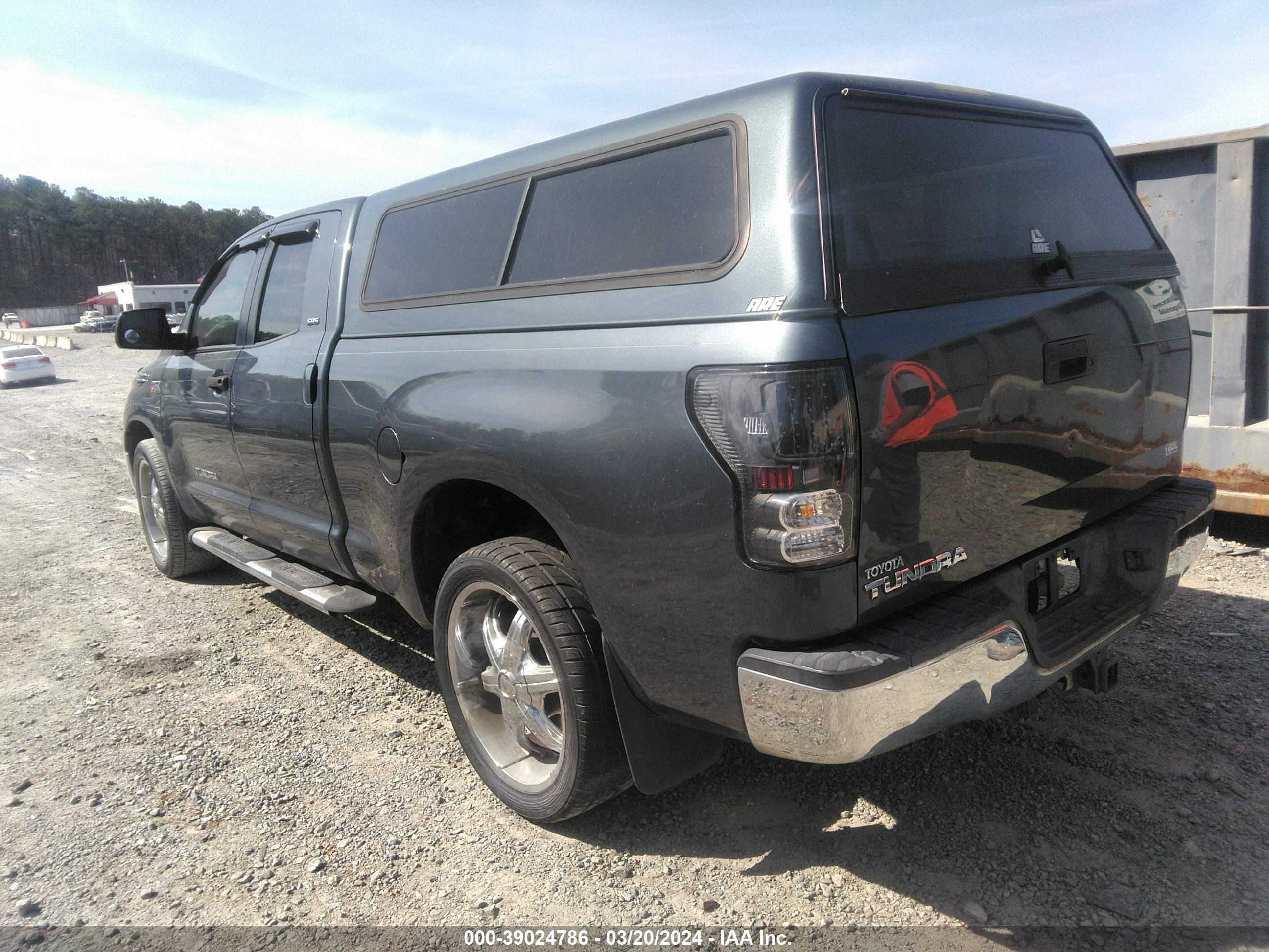 Photo 2 VIN: 5TBRV54147S450100 - TOYOTA TUNDRA 