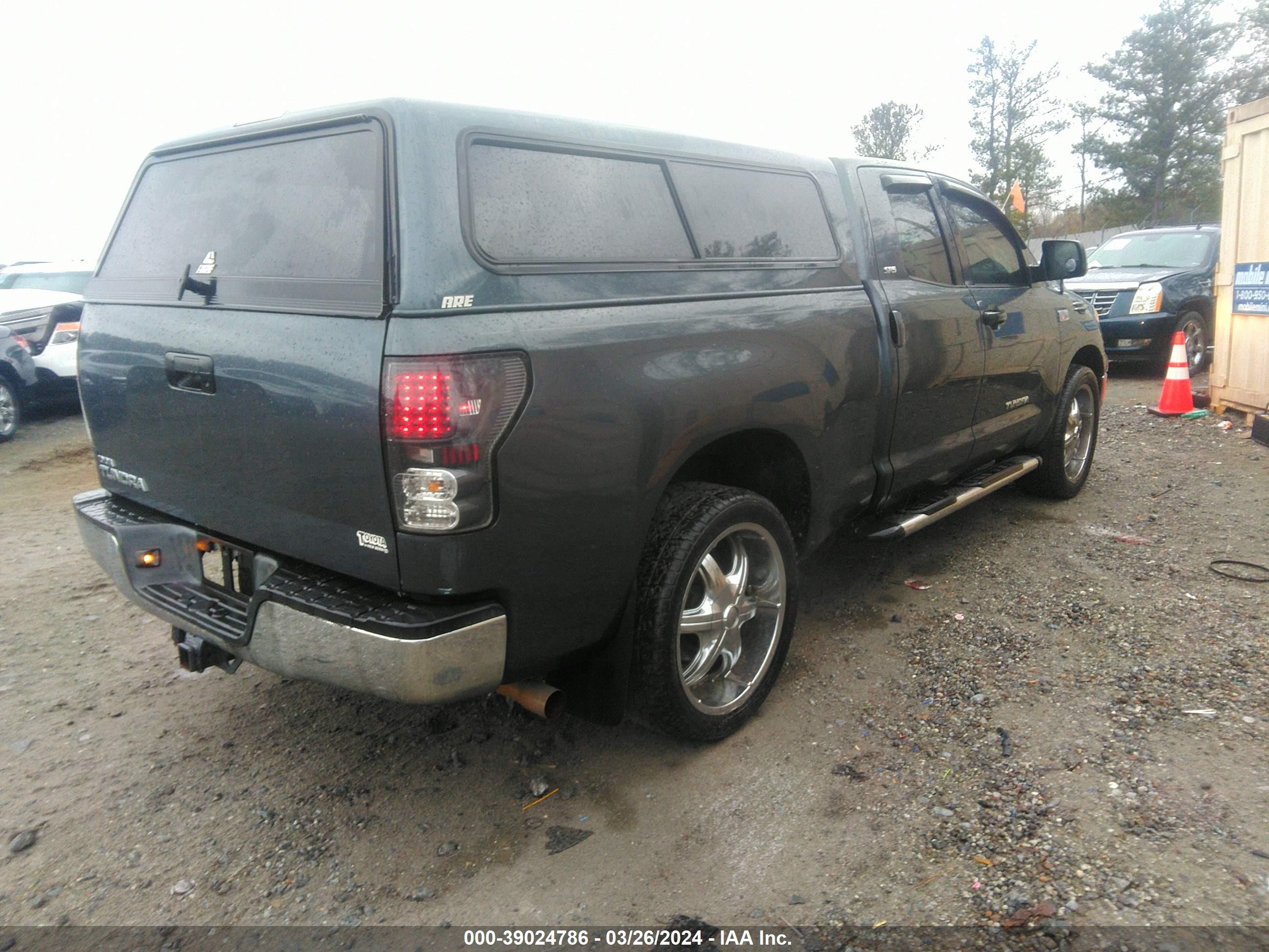 Photo 3 VIN: 5TBRV54147S450100 - TOYOTA TUNDRA 