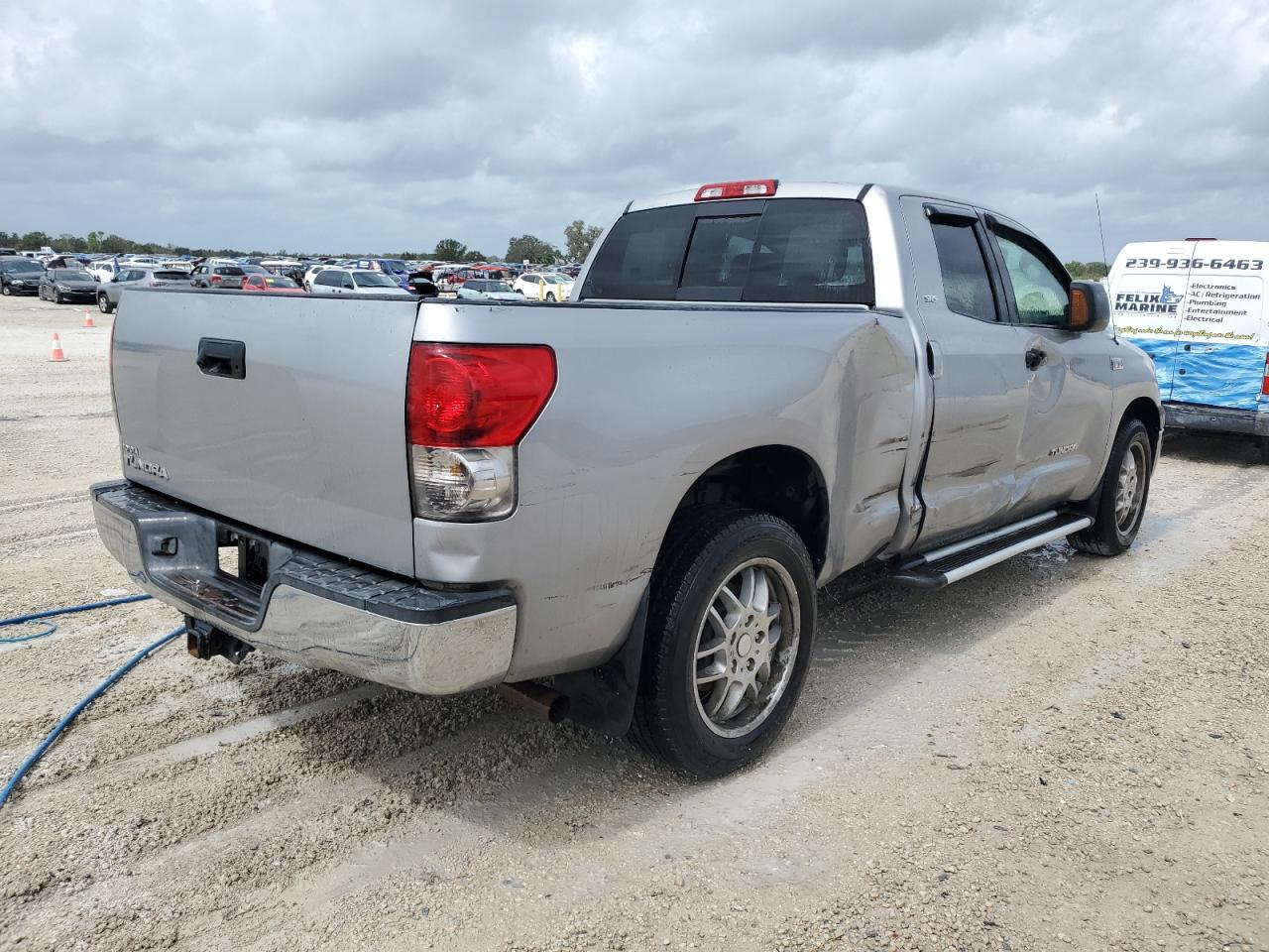 Photo 2 VIN: 5TBRV54148S474625 - TOYOTA TUNDRA 