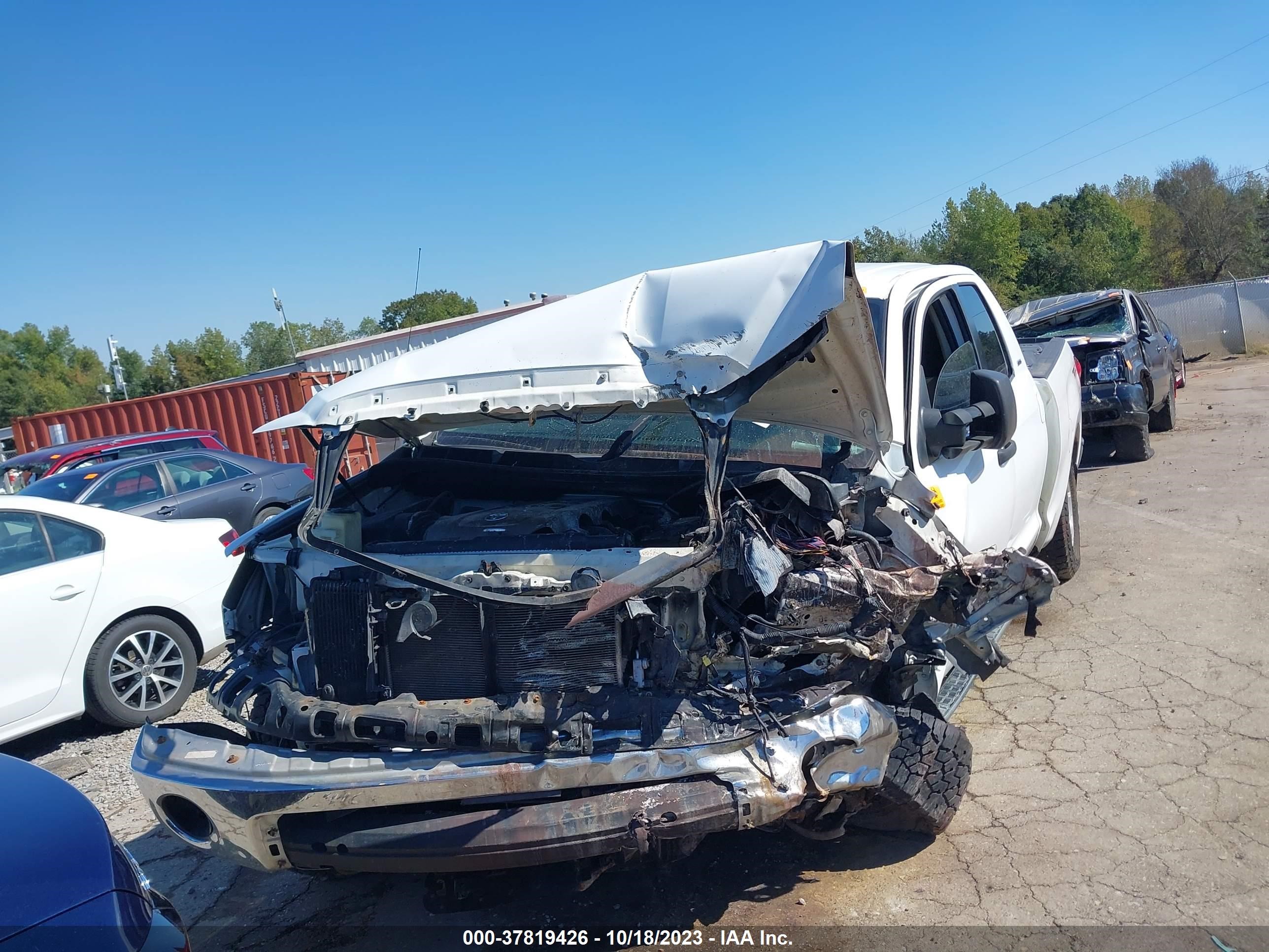 Photo 10 VIN: 5TBRV54167S457775 - TOYOTA TUNDRA 