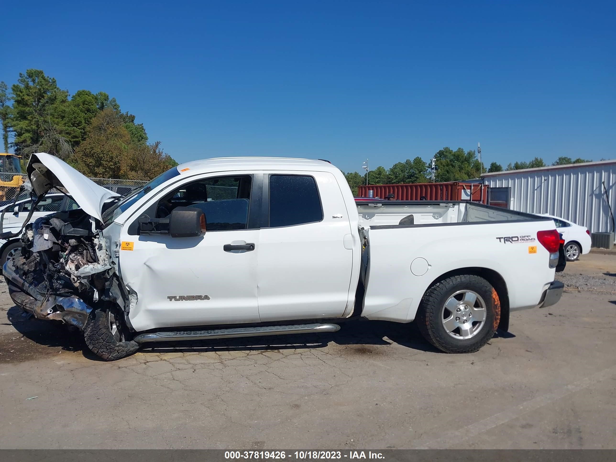 Photo 12 VIN: 5TBRV54167S457775 - TOYOTA TUNDRA 