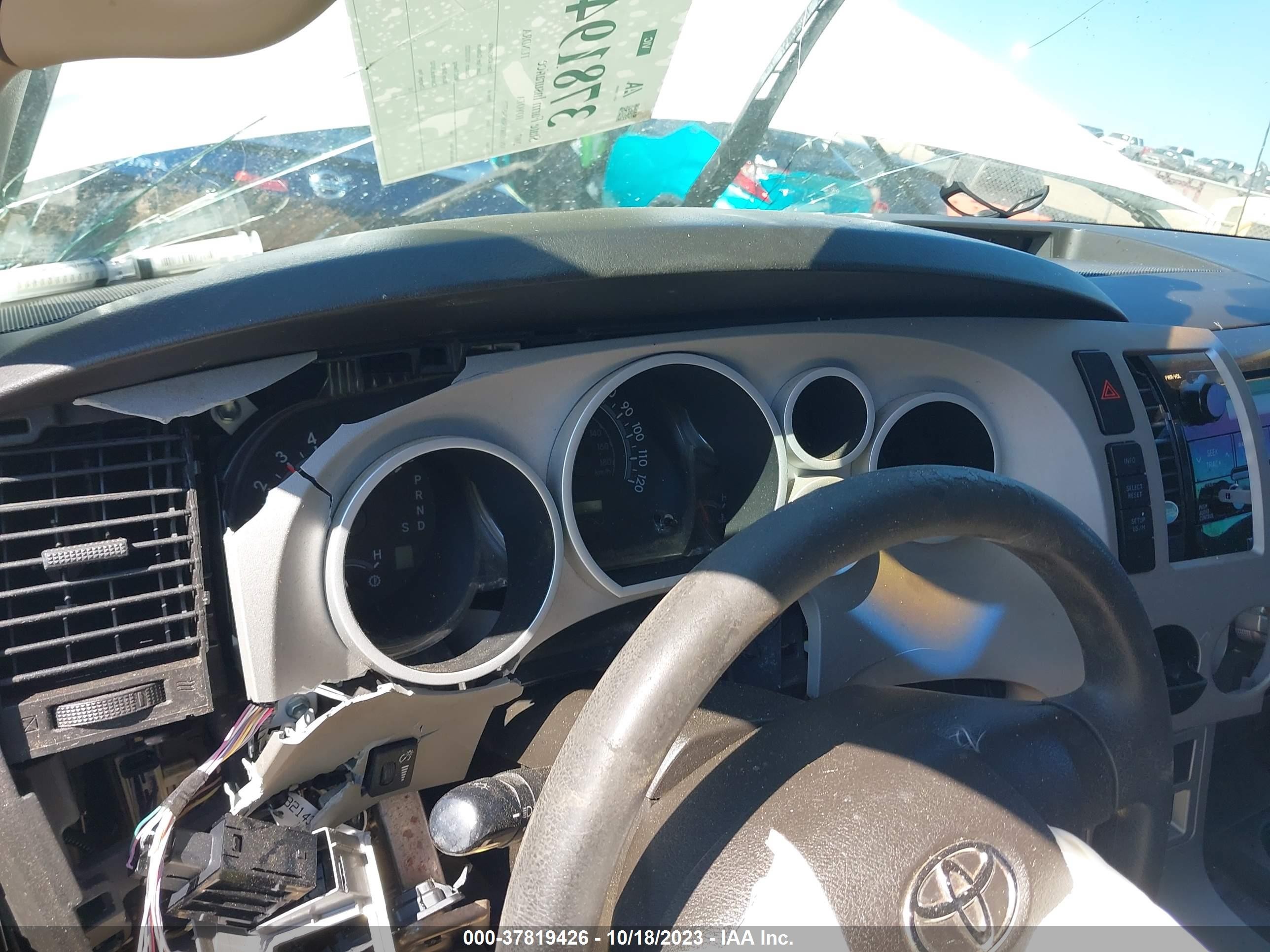 Photo 13 VIN: 5TBRV54167S457775 - TOYOTA TUNDRA 