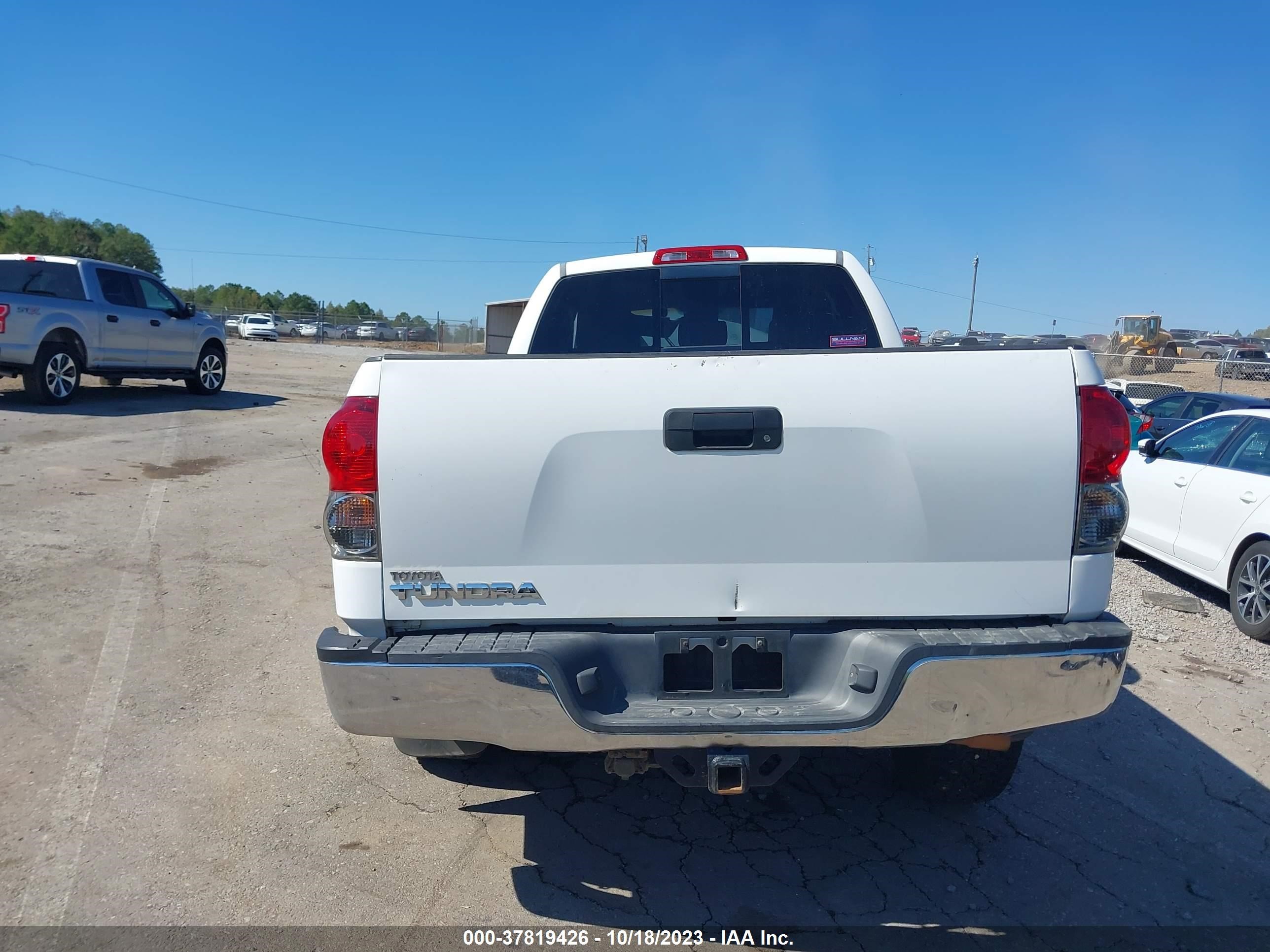 Photo 14 VIN: 5TBRV54167S457775 - TOYOTA TUNDRA 