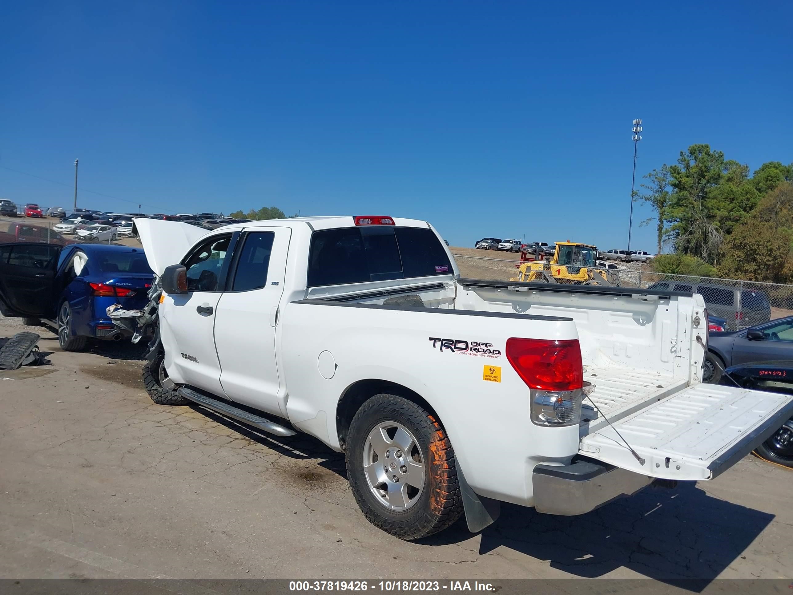 Photo 2 VIN: 5TBRV54167S457775 - TOYOTA TUNDRA 