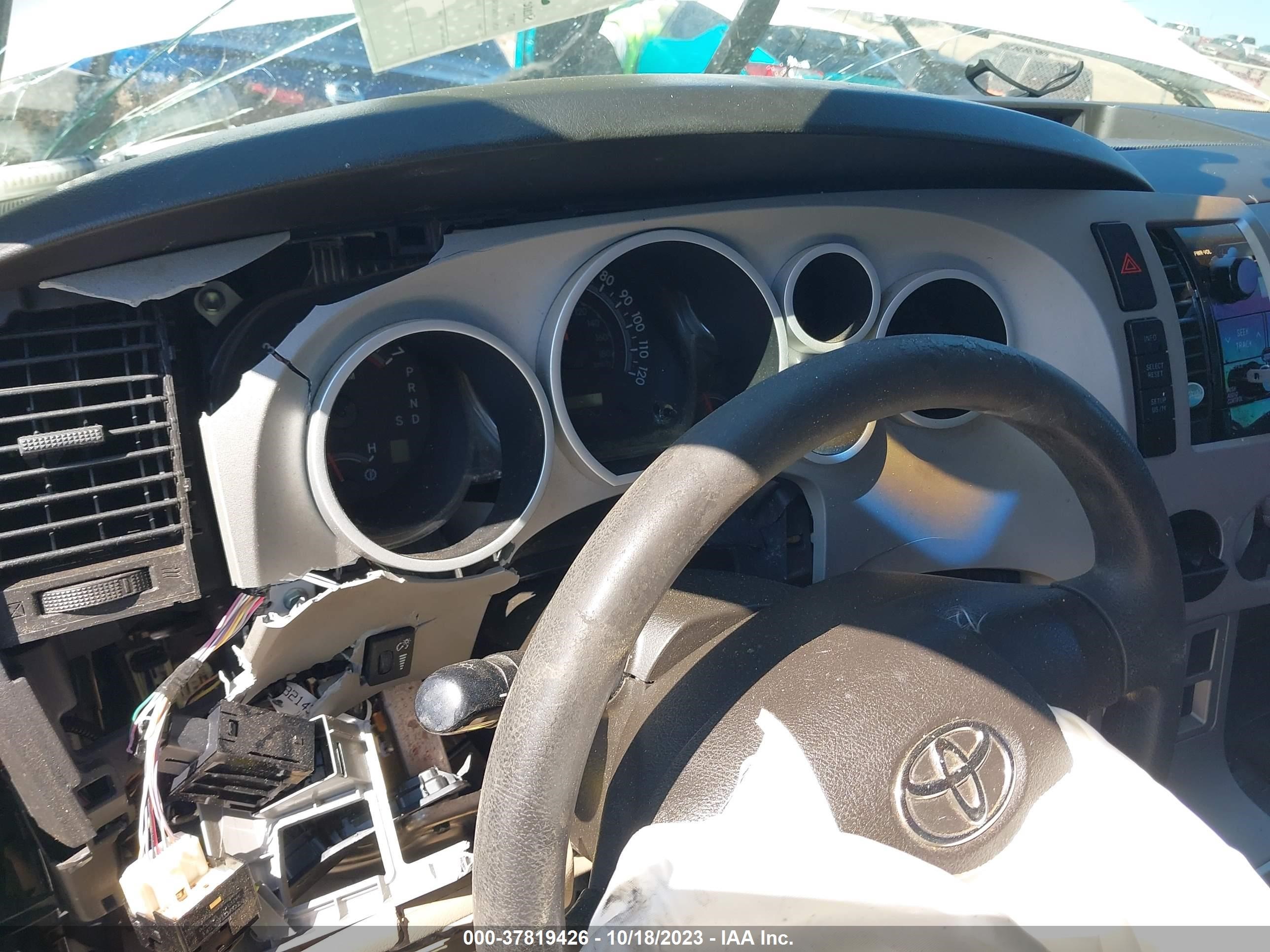 Photo 6 VIN: 5TBRV54167S457775 - TOYOTA TUNDRA 