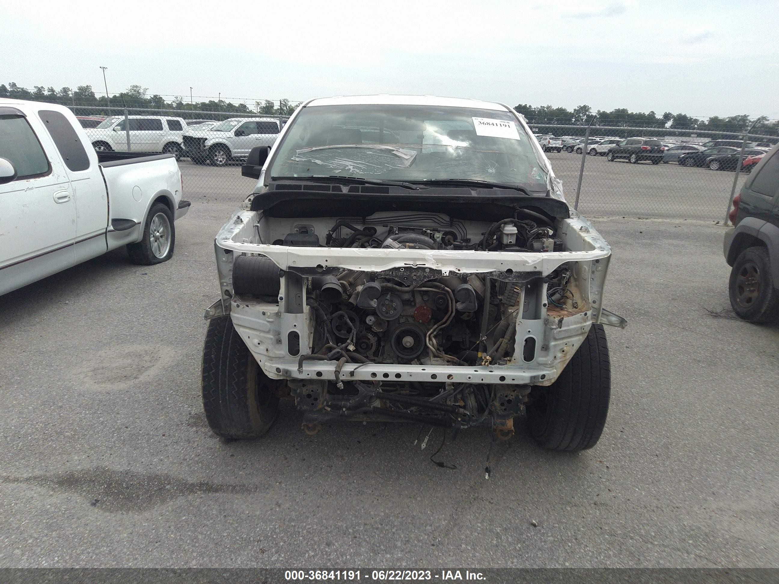 Photo 5 VIN: 5TBRV54178S477583 - TOYOTA TUNDRA 