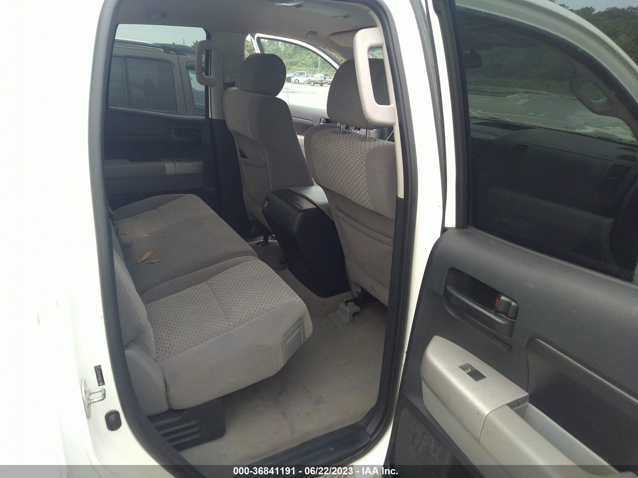 Photo 7 VIN: 5TBRV54178S477583 - TOYOTA TUNDRA 