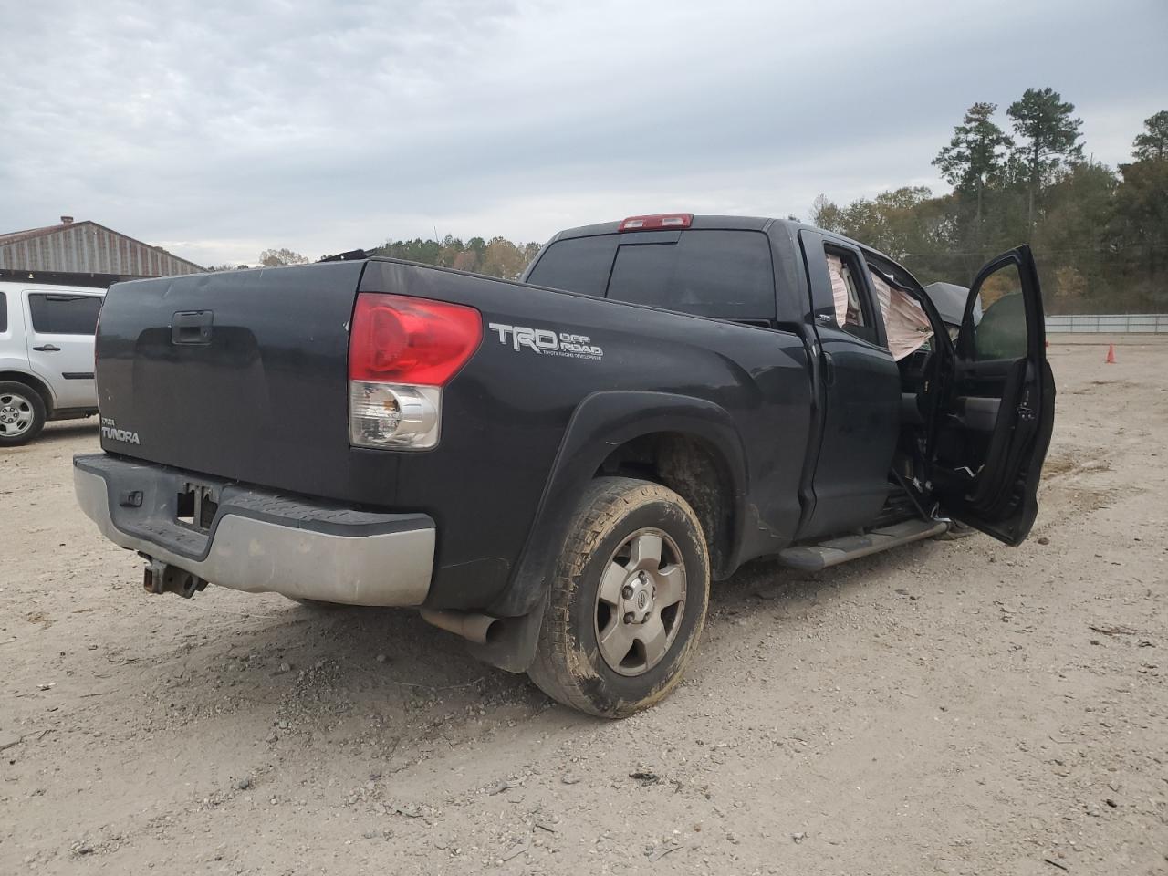 Photo 2 VIN: 5TBRV541X7S455608 - TOYOTA TUNDRA 