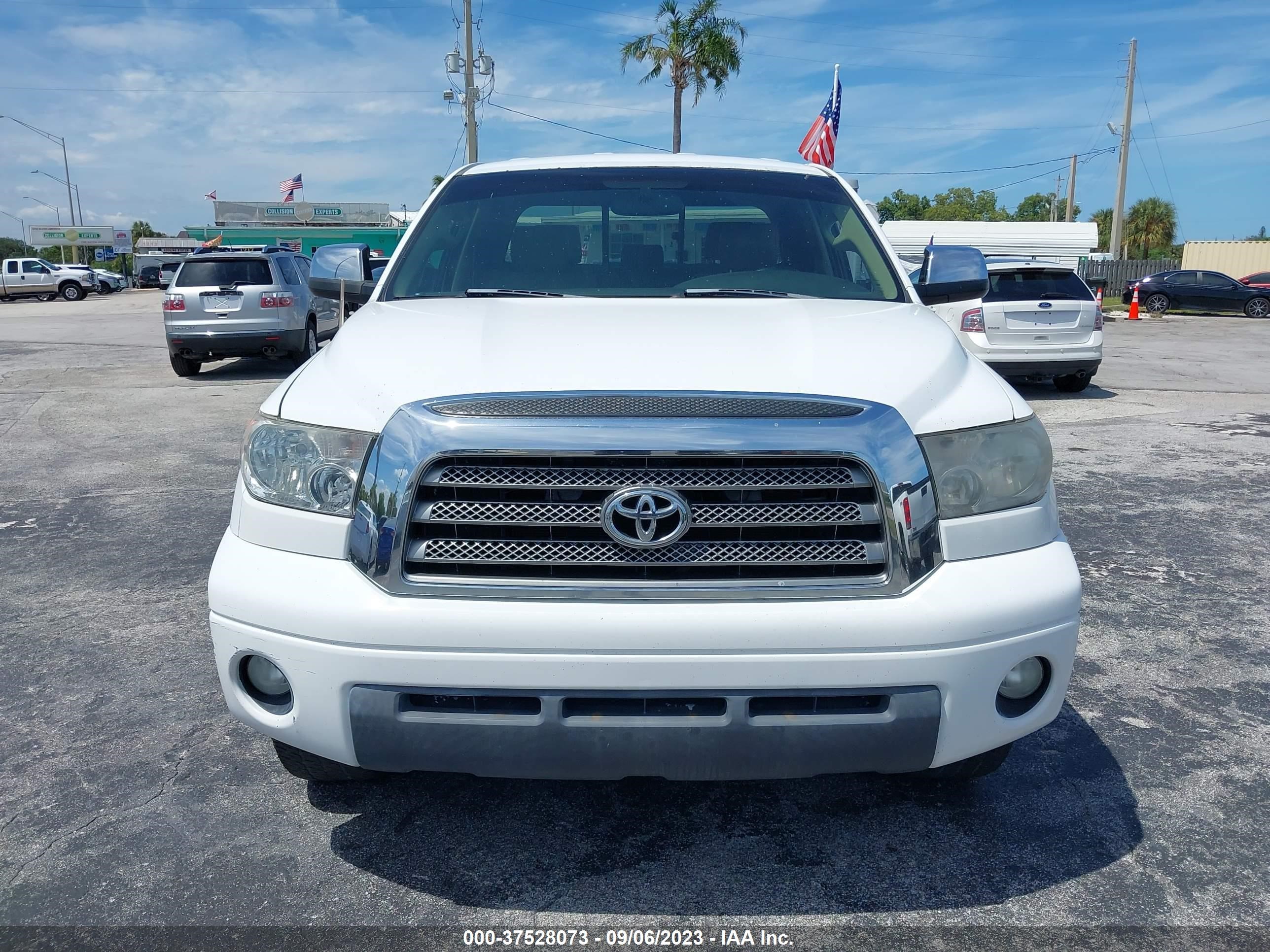 Photo 11 VIN: 5TBRV58167S459214 - TOYOTA TUNDRA 