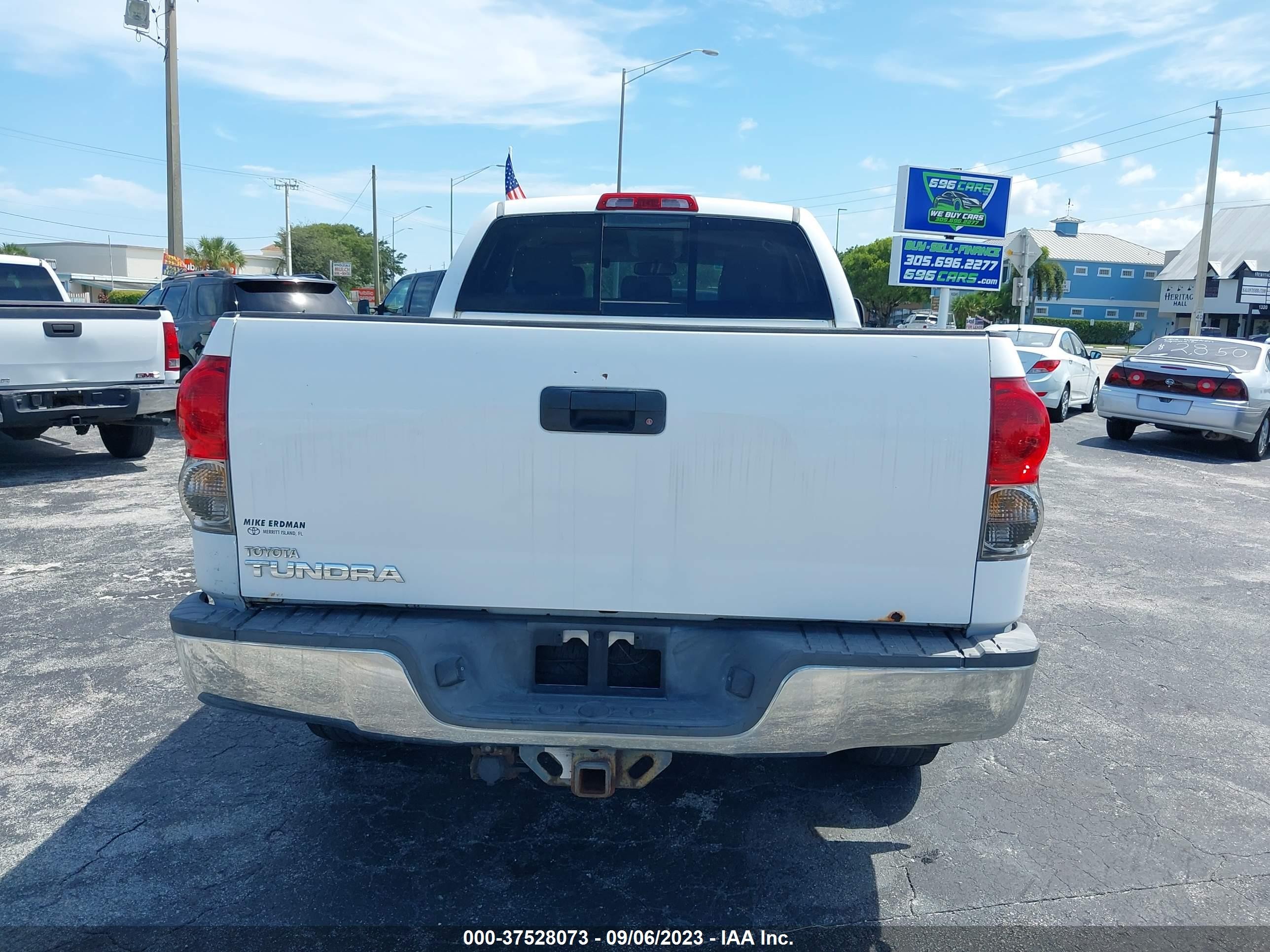 Photo 15 VIN: 5TBRV58167S459214 - TOYOTA TUNDRA 