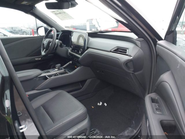 Photo 4 VIN: 5TDAAAB64RS012638 - LEXUS TX 