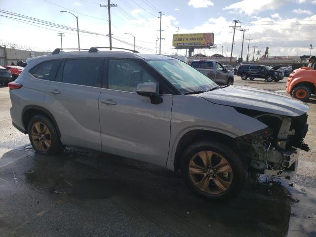 Photo 3 VIN: 5TDAARAHXNS513979 - TOYOTA HIGHLANDER 