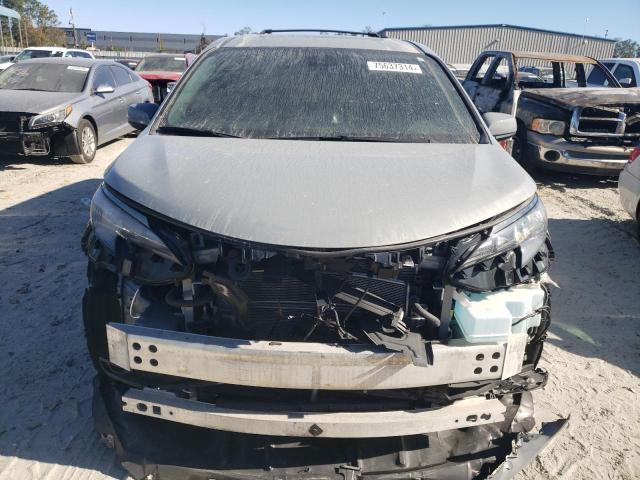 Photo 4 VIN: 5TDASKFC1NS054701 - TOYOTA SIENNA XLE 