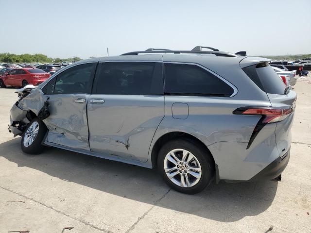 Photo 1 VIN: 5TDASKFC4NS043062 - TOYOTA SIENNA XLE 