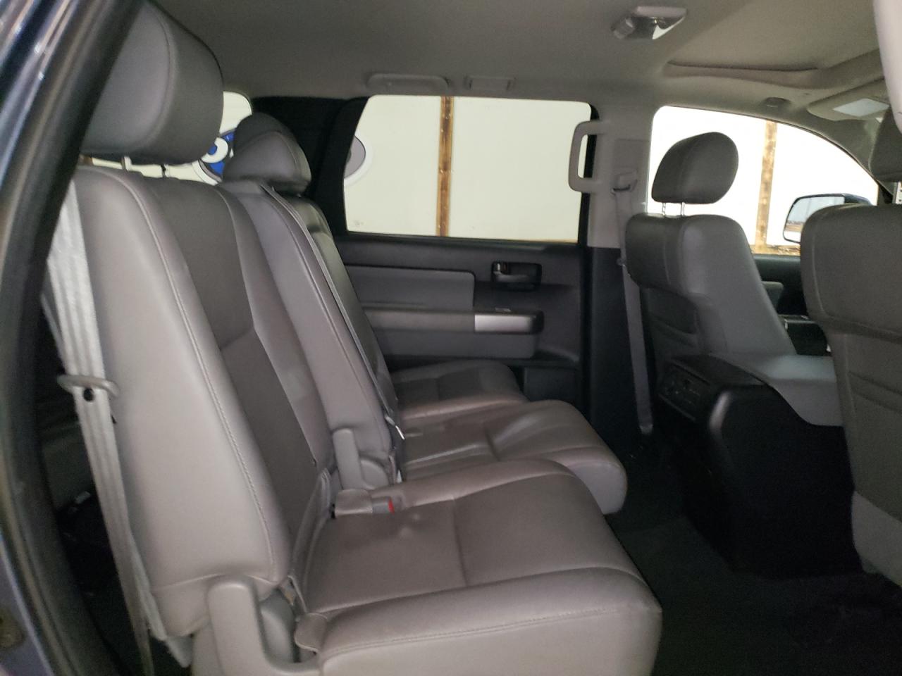 Photo 10 VIN: 5TDAY5B11NS187558 - TOYOTA SEQUOIA 