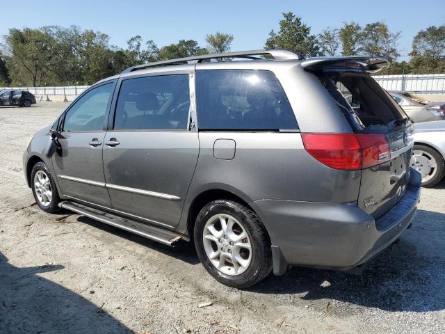 Photo 1 VIN: 5TDBA22C05S032637 - TOYOTA SIENNA XLE 