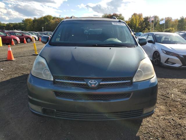 Photo 4 VIN: 5TDBA22C05S037272 - TOYOTA SIENNA XLE 