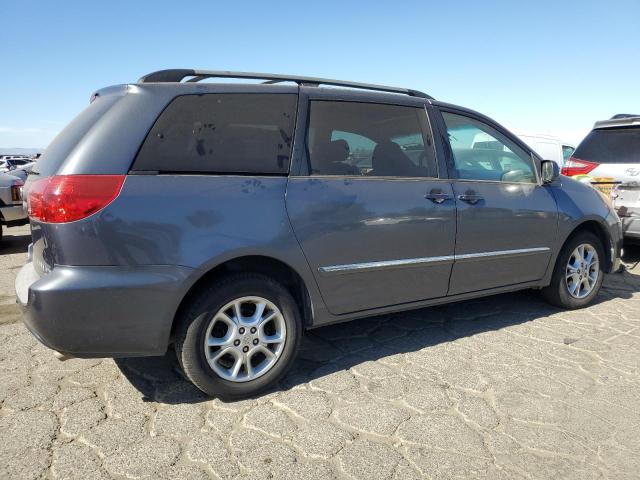 Photo 2 VIN: 5TDBA22C06S071505 - TOYOTA SIENNA XLE 