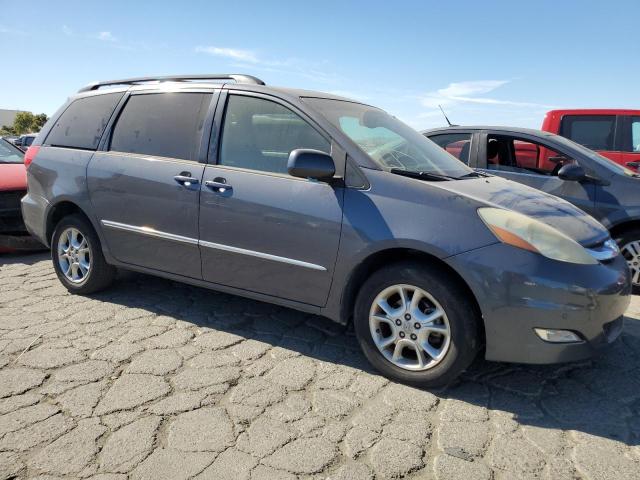 Photo 3 VIN: 5TDBA22C06S071505 - TOYOTA SIENNA XLE 