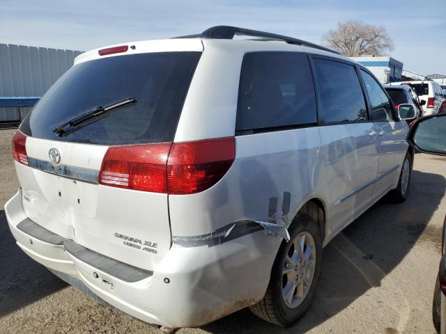 Photo 2 VIN: 5TDBA22C15S044800 - TOYOTA SIENNA XLE 