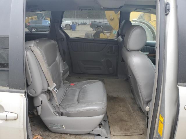 Photo 10 VIN: 5TDBA22C24S012842 - TOYOTA SIENNA XLE 