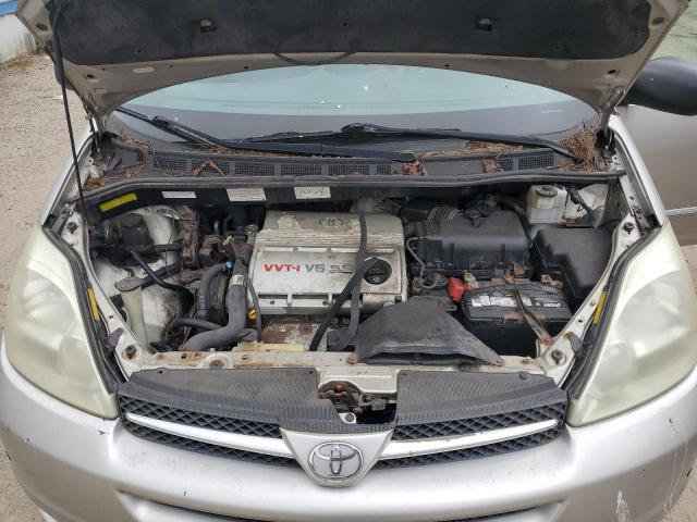 Photo 11 VIN: 5TDBA22C24S012842 - TOYOTA SIENNA XLE 