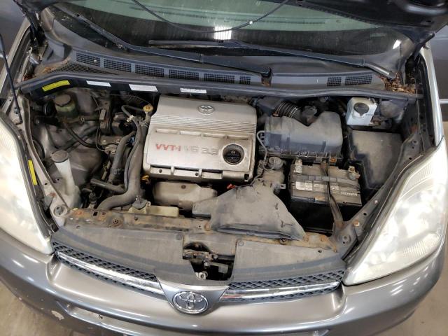 Photo 11 VIN: 5TDBA22C25S039475 - TOYOTA SIENNA XLE 