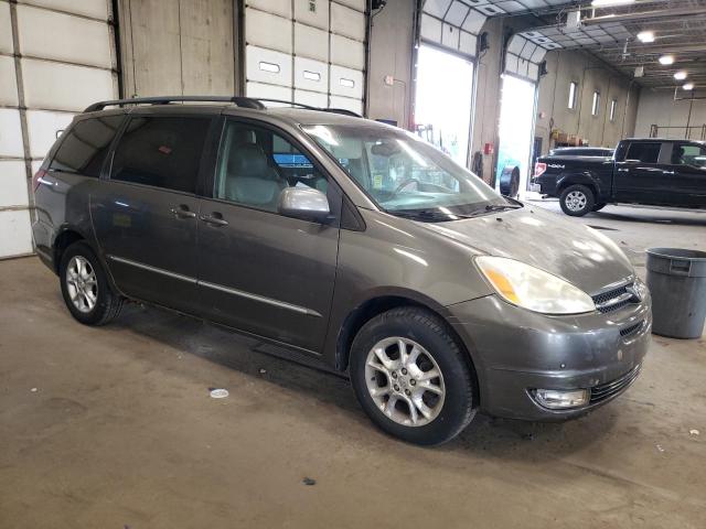 Photo 3 VIN: 5TDBA22C25S039475 - TOYOTA SIENNA XLE 