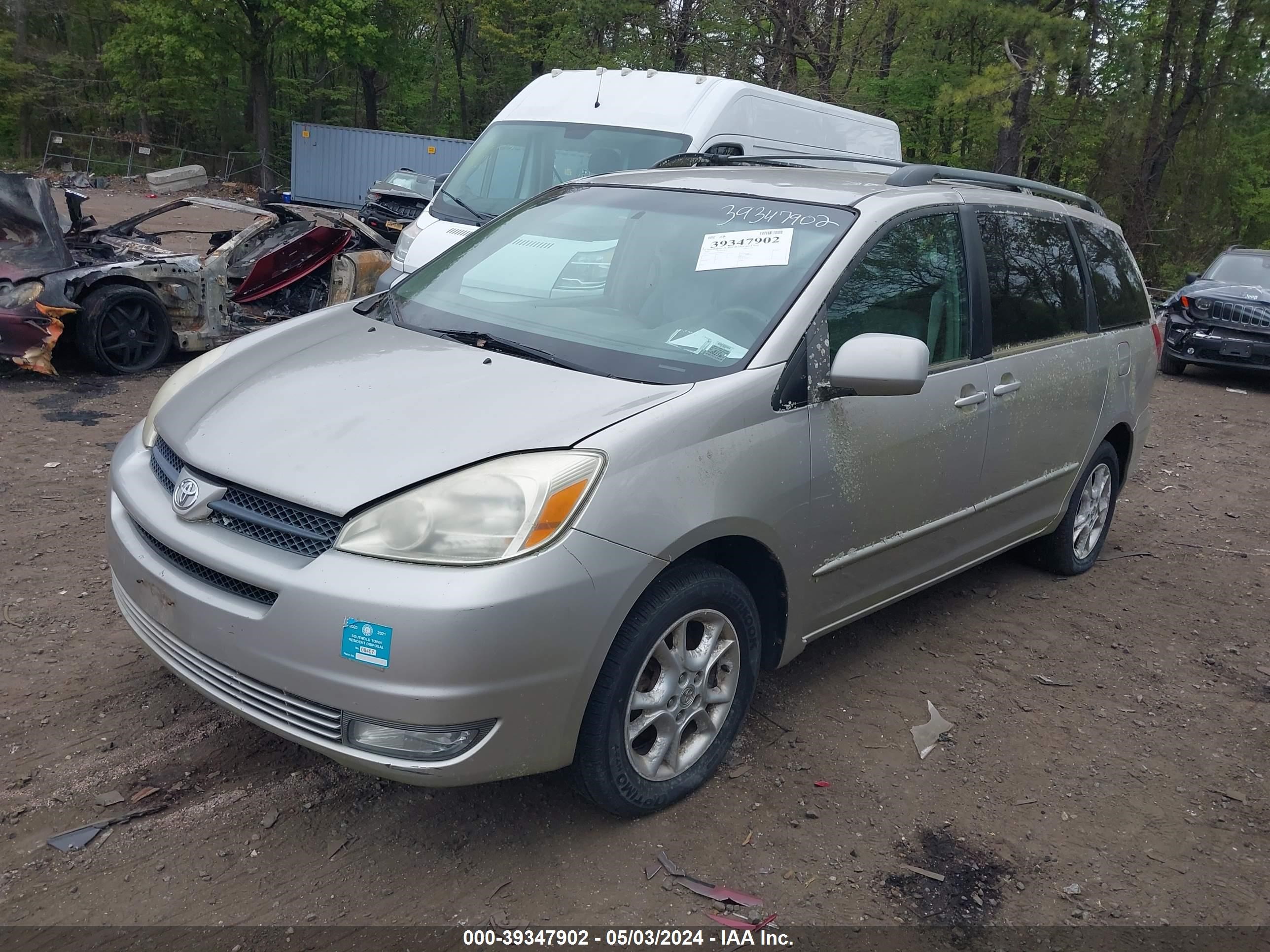 Photo 1 VIN: 5TDBA22C25S046393 - TOYOTA SIENNA 