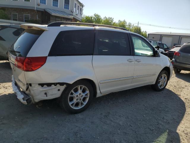 Photo 2 VIN: 5TDBA22C26S059436 - TOYOTA SIENNA XLE 