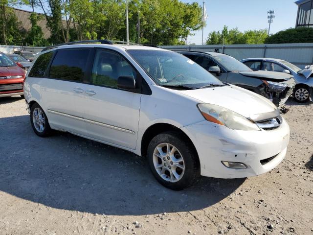 Photo 3 VIN: 5TDBA22C26S059436 - TOYOTA SIENNA XLE 