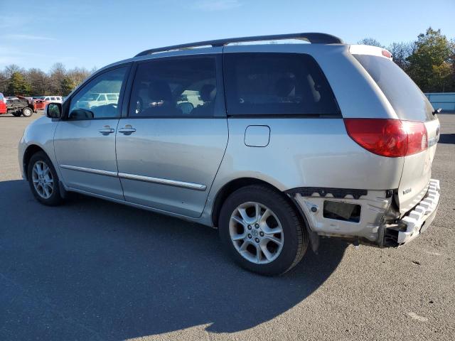 Photo 1 VIN: 5TDBA22C26S061543 - TOYOTA SIENNA XLE 