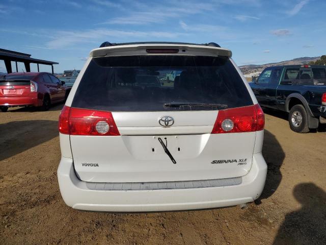 Photo 5 VIN: 5TDBA22C26S063518 - TOYOTA SIENNA XLE 