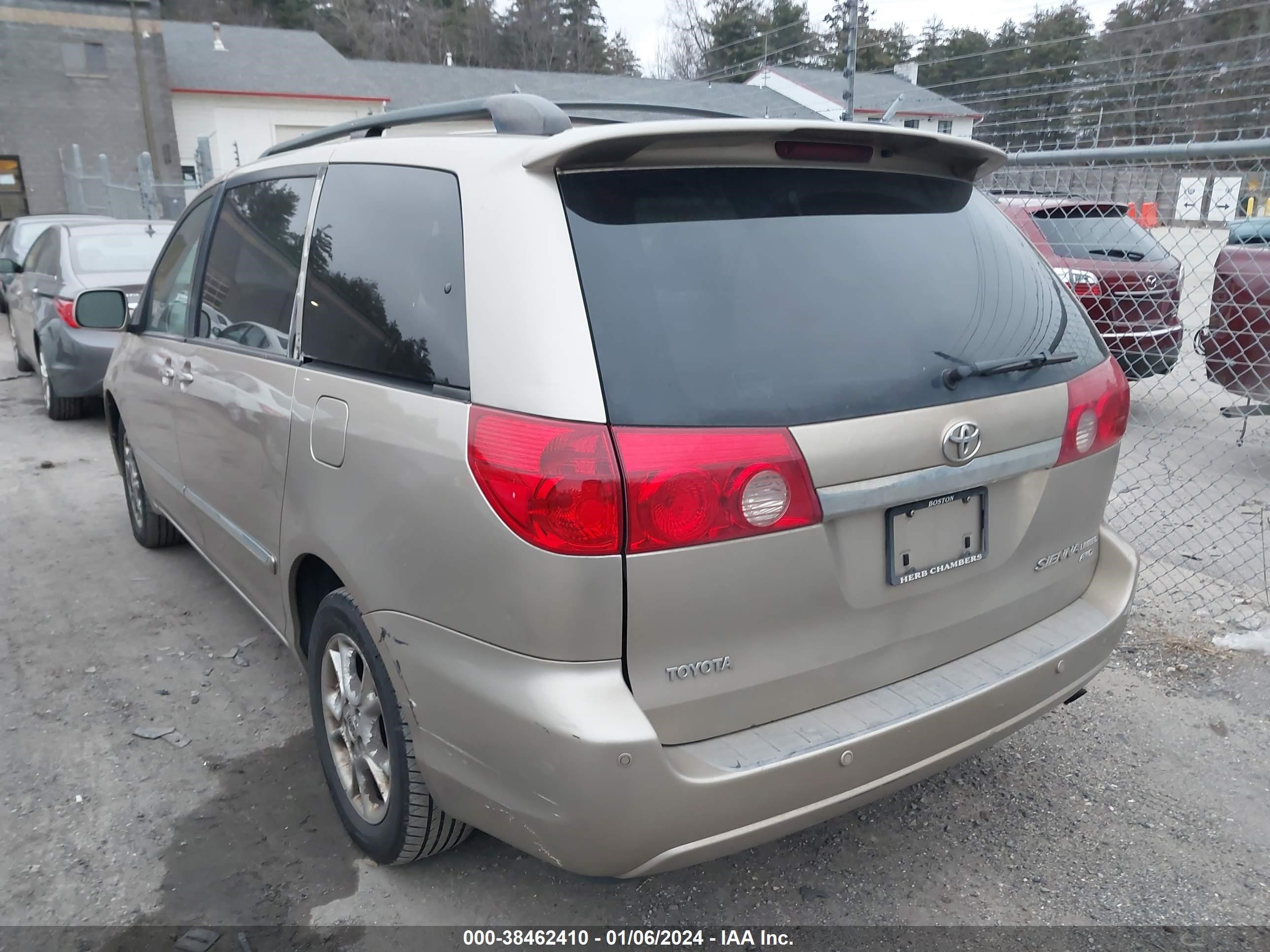 Photo 2 VIN: 5TDBA22C26S074860 - TOYOTA SIENNA 