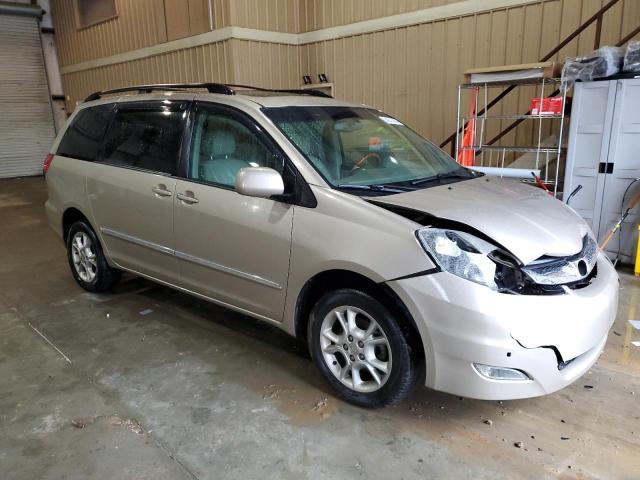 Photo 3 VIN: 5TDBA22C26S076303 - TOYOTA SIENNA XLE 