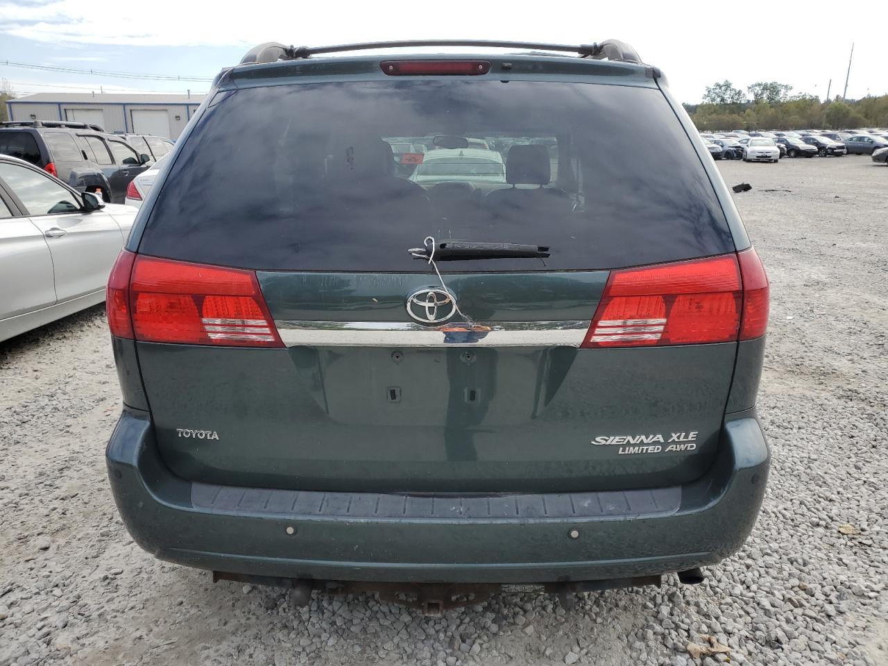 Photo 5 VIN: 5TDBA22C34S013496 - TOYOTA SIENNA 