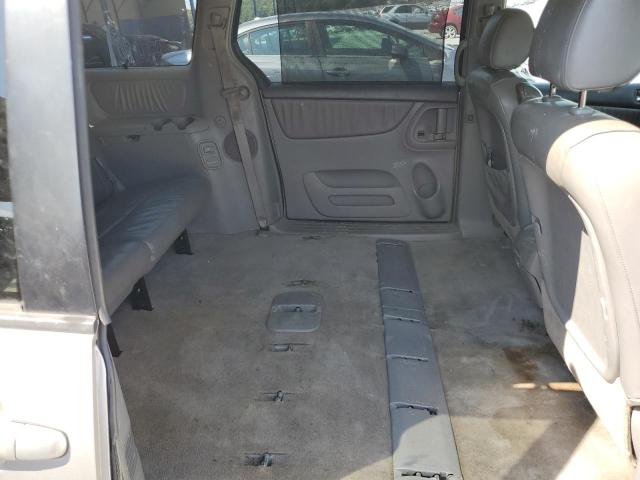 Photo 10 VIN: 5TDBA22C35S033720 - TOYOTA SIENNA XLE 