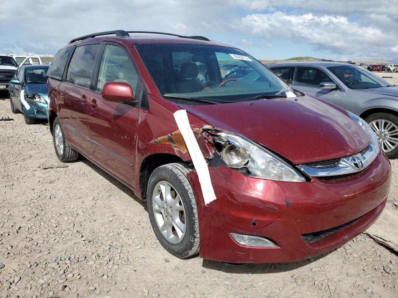 Photo 3 VIN: 5TDBA22C36S060501 - TOYOTA SIENNA 