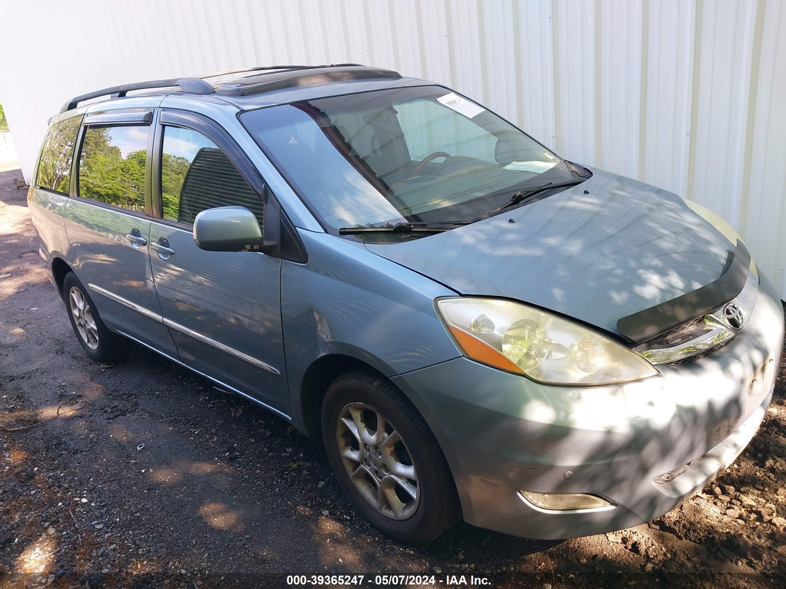 Photo 5 VIN: 5TDBA22C36S074799 - TOYOTA SIENNA 