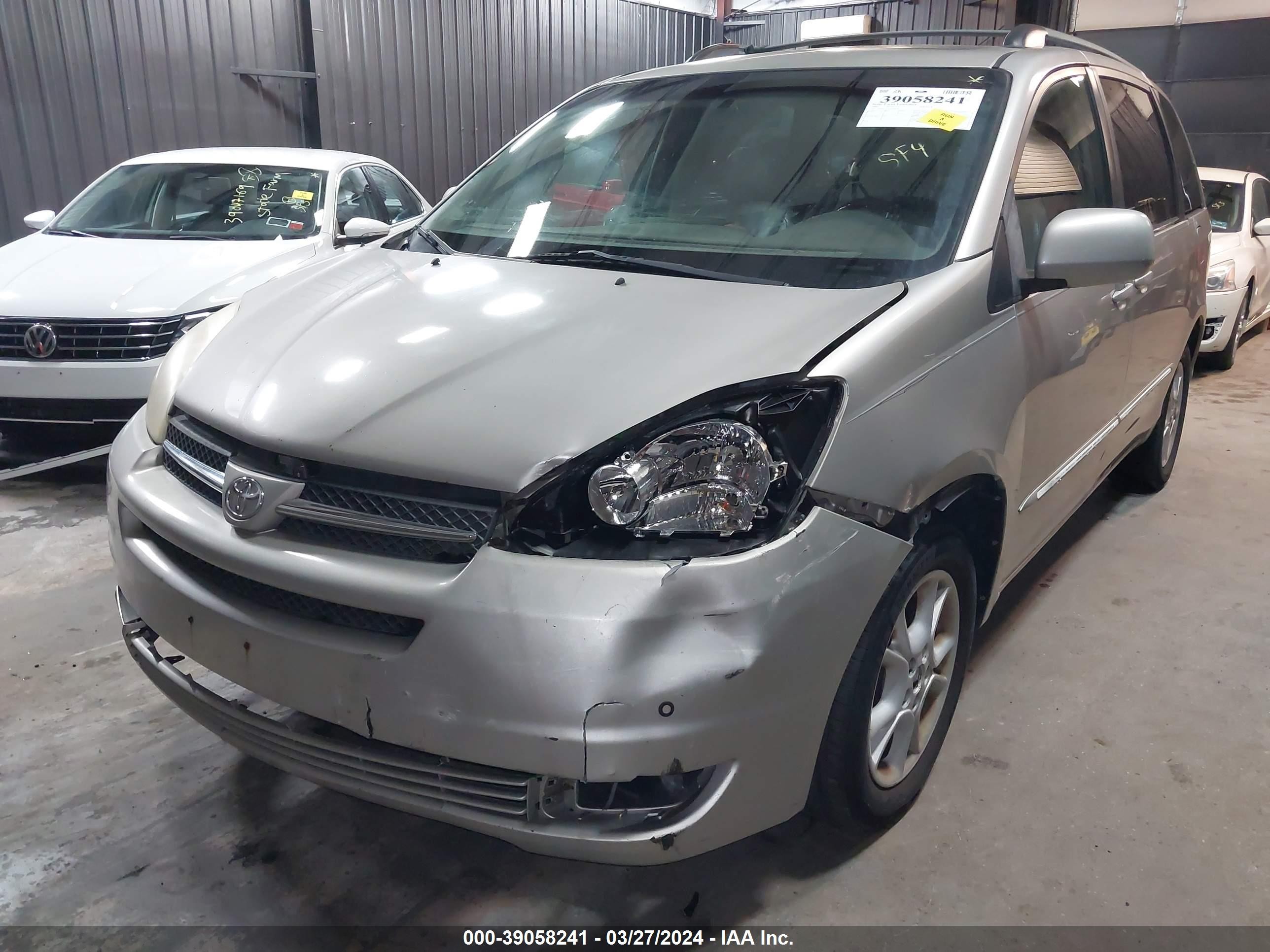 Photo 1 VIN: 5TDBA22C45S034598 - TOYOTA SIENNA 