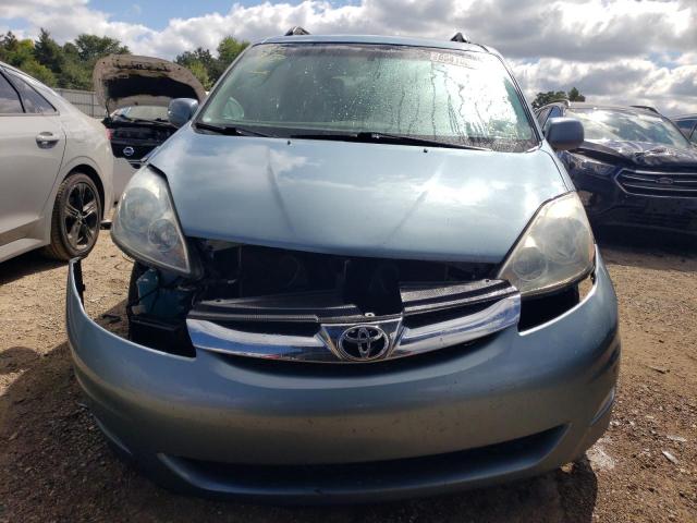 Photo 4 VIN: 5TDBA22C46S071524 - TOYOTA SIENNA XLE 