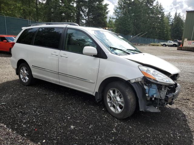 Photo 3 VIN: 5TDBA22C46S072351 - TOYOTA SIENNA XLE 